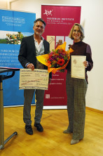 Frobenius Institute awards research grant to Dr. des. Maren Jordan